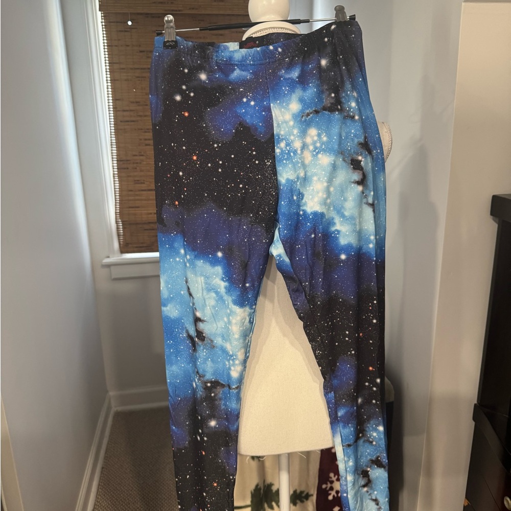 Galaxy Print Leggings